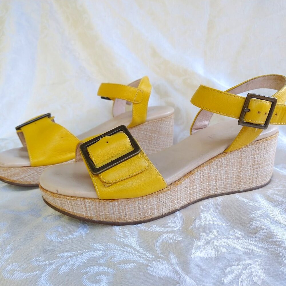 Yellow Leather Cordani Calzature Women's Wedge Heel Sandals Excellent Condition